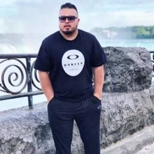 Meet your Posher, Felipe